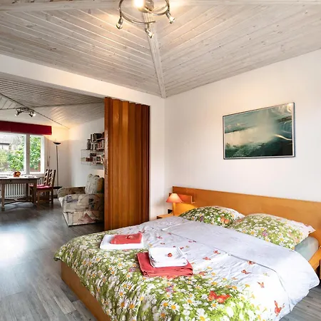 Lägenhet Small-residence *